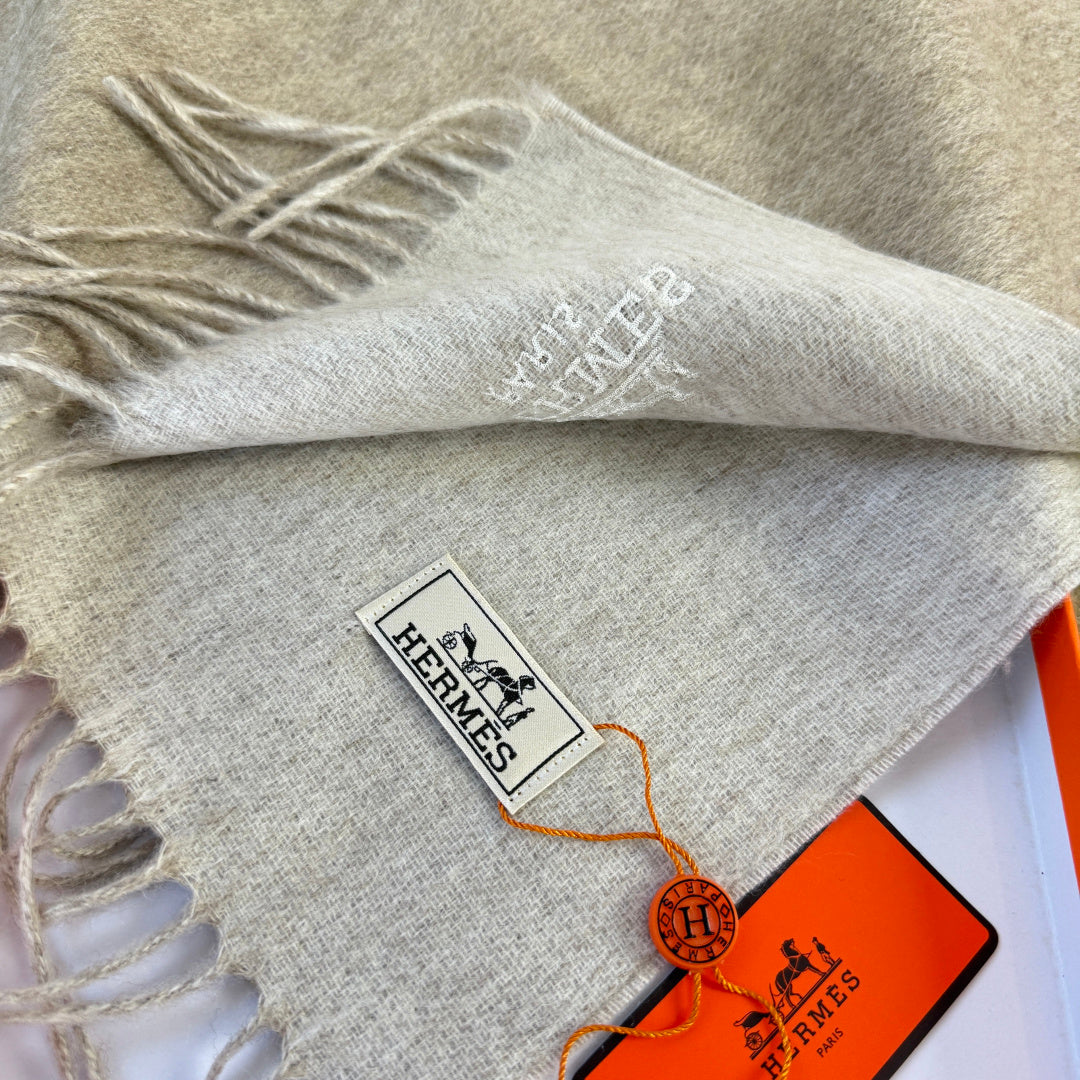 HERMES 25S SCARF 180 IN CASHMERE 987738