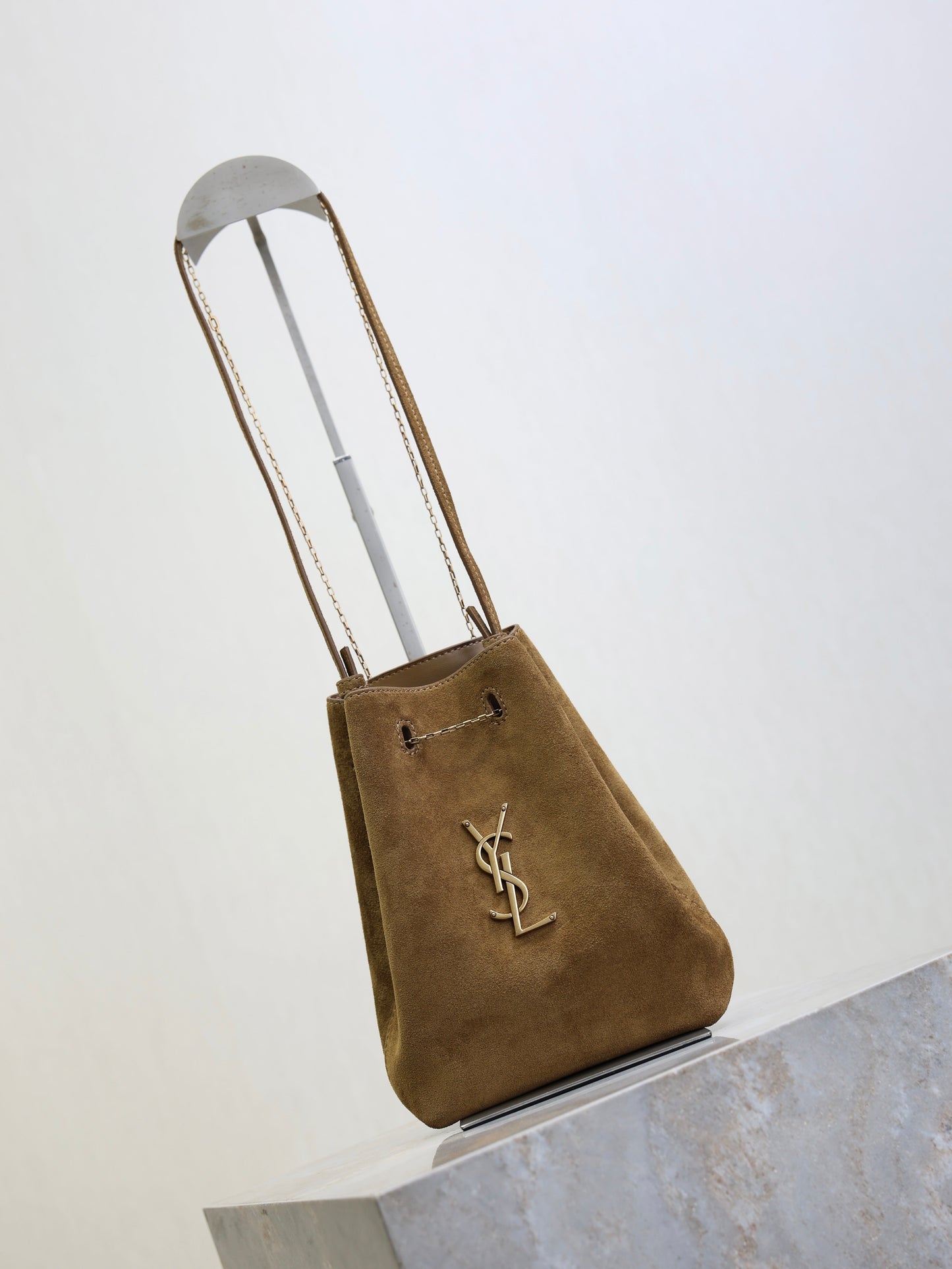 YSL 25S POCHON BAG 24 IN CARAMEL COGNAC SUEDE GOLD HARDWARE