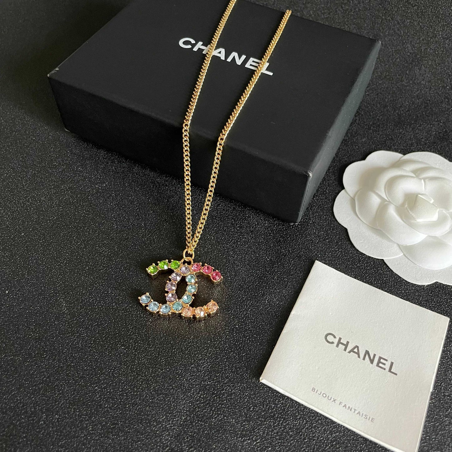CHANEL 26S DOUBLE C LOGO MULTICOLOR CRYSTAL STATEMENT PENDANT NECKLACE IN GOLD METAL 633295