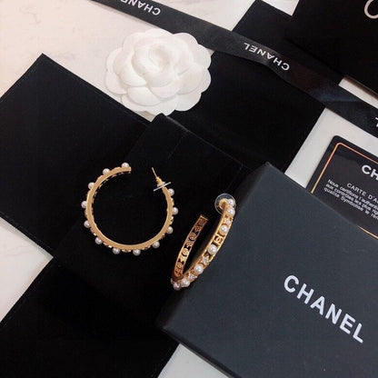 CHANEL 26S PEARL & CRYSTAL EMBELLISHED HOOP EARRINGS IN GOLD METAL 631085