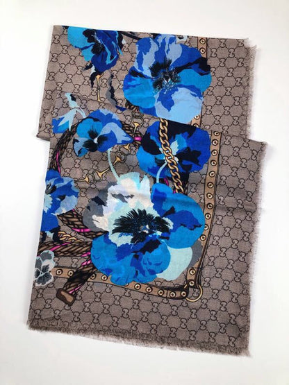 GUCCI 25S SCARF 140 IN CASHMERE 740371
