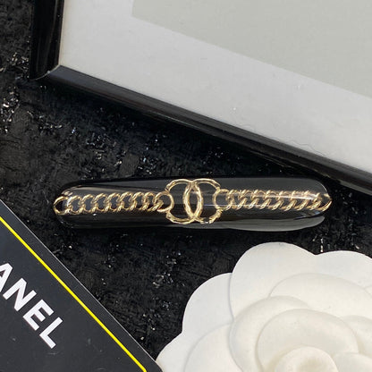 CHANEL 26S DOUBLE C LOGO CHAIN BAR HAIR CLIP IN BLACK RESIN & GOLD METAL 629928