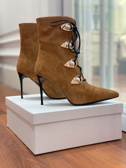 BALMAIN 26S BOOT 95 MM IN BROWN SUEDE PEARL BUTTON