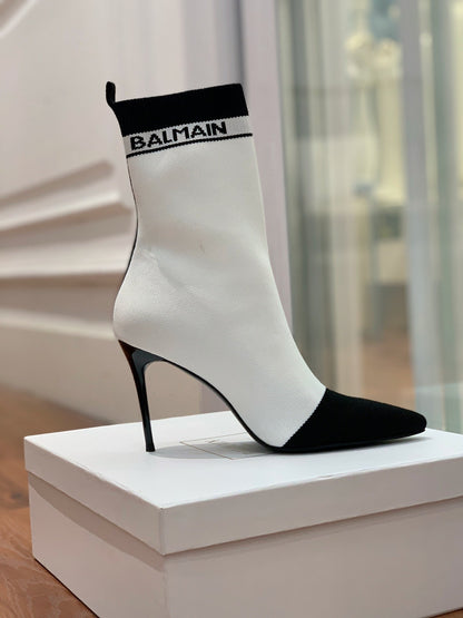 BALMAIN 26S BOOTS 105 MM IN WHITE AND BLACK FLYKNIT STYLE 18