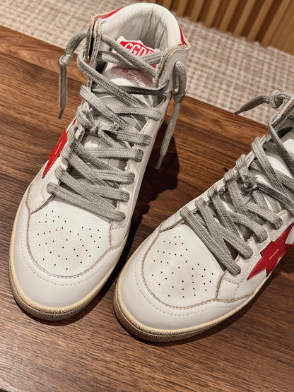 SKY-STAR SNEAKERS IN WHITE NAPPA LAMBSKIN WITH RED STAR AND HEEL TAB
