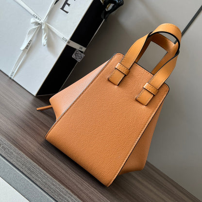 LOEWE 25S HAMMOCK BAG 20 IN ORANGE CALFSKIN GOLD HARDWARE
