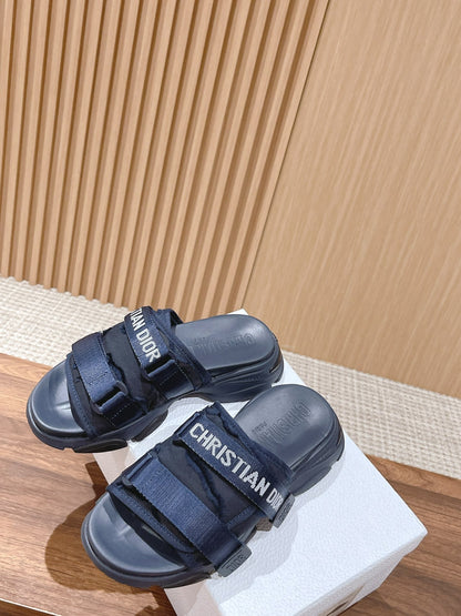 DIOR PLATFORM SLIDES 25S 30 MM IN MIDNIGHT BLUE FABRIC AND CALFSKIN