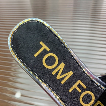 FLAT SLIDE IN SILVER METALLIC CALFSKIN