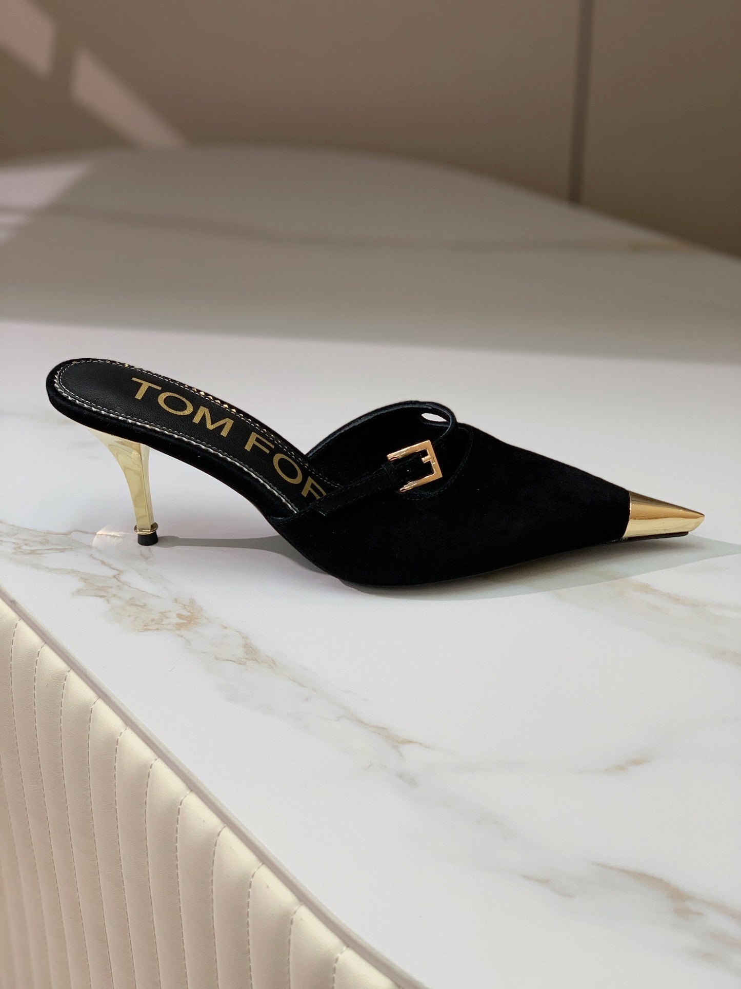 HIGH PUMP MULE 7 CM IN BLACK SUEDE