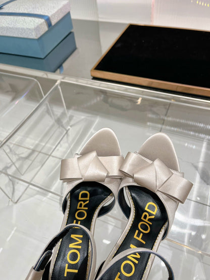 HIGH HEELS 11 CM IN GRAY PASTEL PURE SILK AND LAMBSKIN