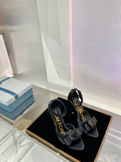 HIGH HEELS 11 CM IN BLACK PURE SILK AND LAMBSKIN