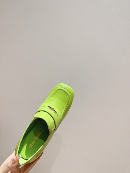 MIUMIU 26S HEEL LOAFERS 75MM IN GREEN GLOSSY CALFSKIN GOLD HARDWARE
