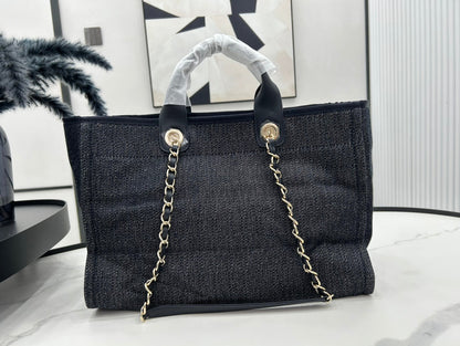 CC DEAUVILLE LARGE 38 TOTE BAG IN DARK NAVY CANVAS WITH WHITE LOGO EMBROIDERED