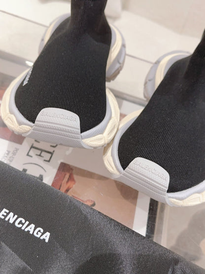 BALENCIAGA 25S SPEED TRAINER SNEAKERS 55 MM IN BLACK KNIT STYLE 4