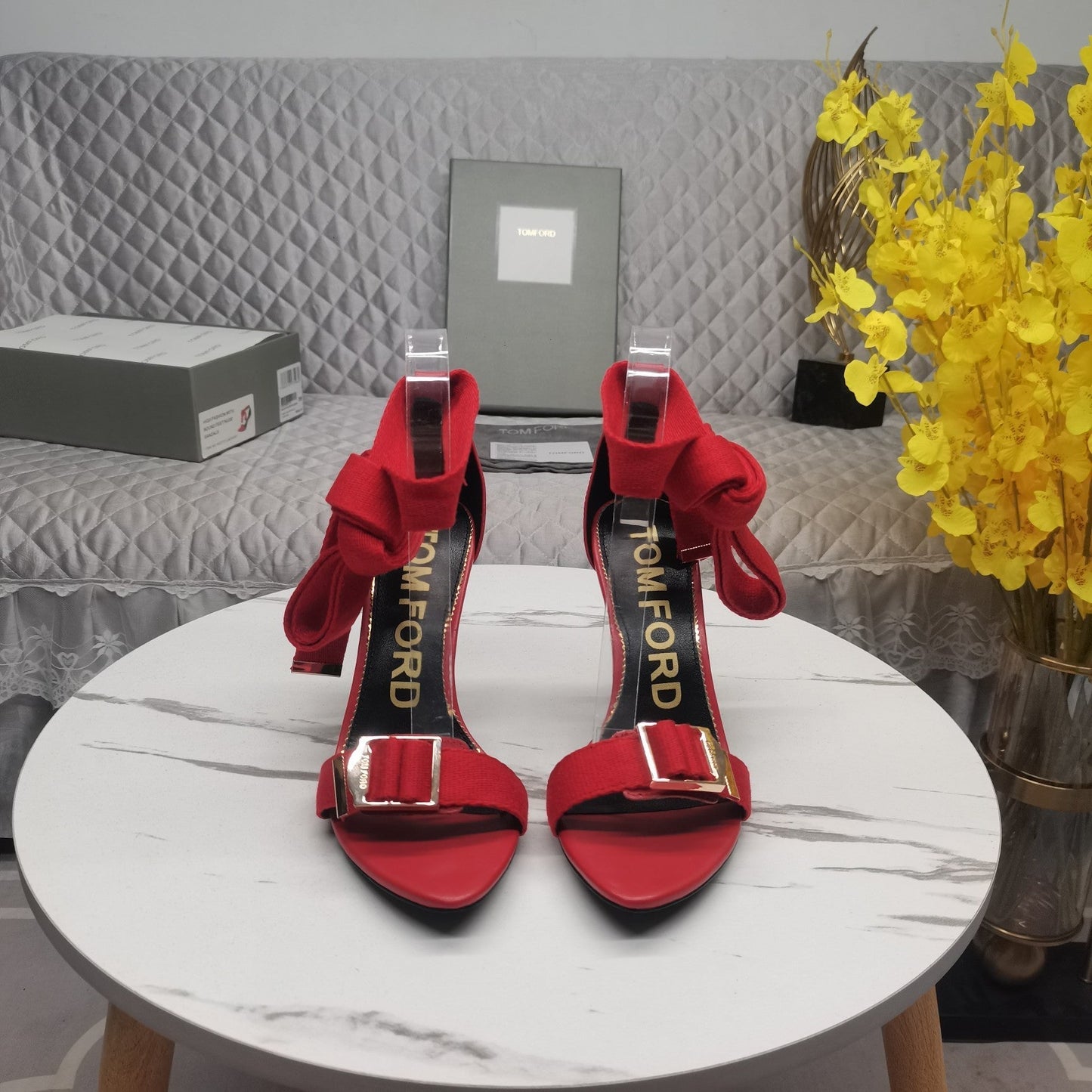 HIGH HEEL 10 CM IN CHERRY RED FABRIC AND LAMBSKIN