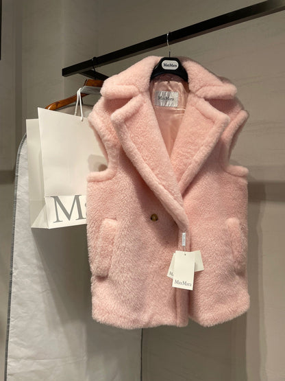 MAX MARA 25S SLEEVELESS TEDDY VEST 064