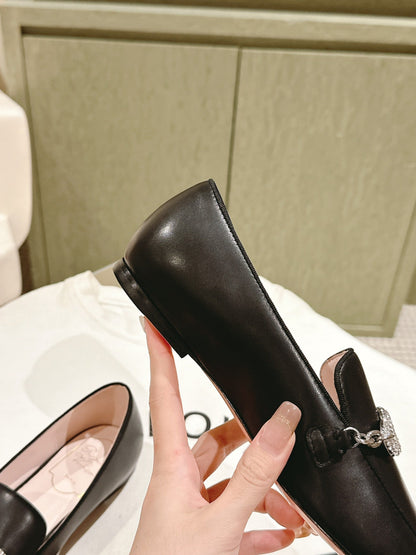 STRASS CHAIN LOAFERS IN BLACK CALFSKIN WITH CRYSTAL CHAIN DETAIL