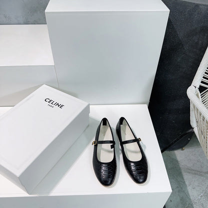 BALLET FLAT IN BLACK EMBOSSED CALFSKIN