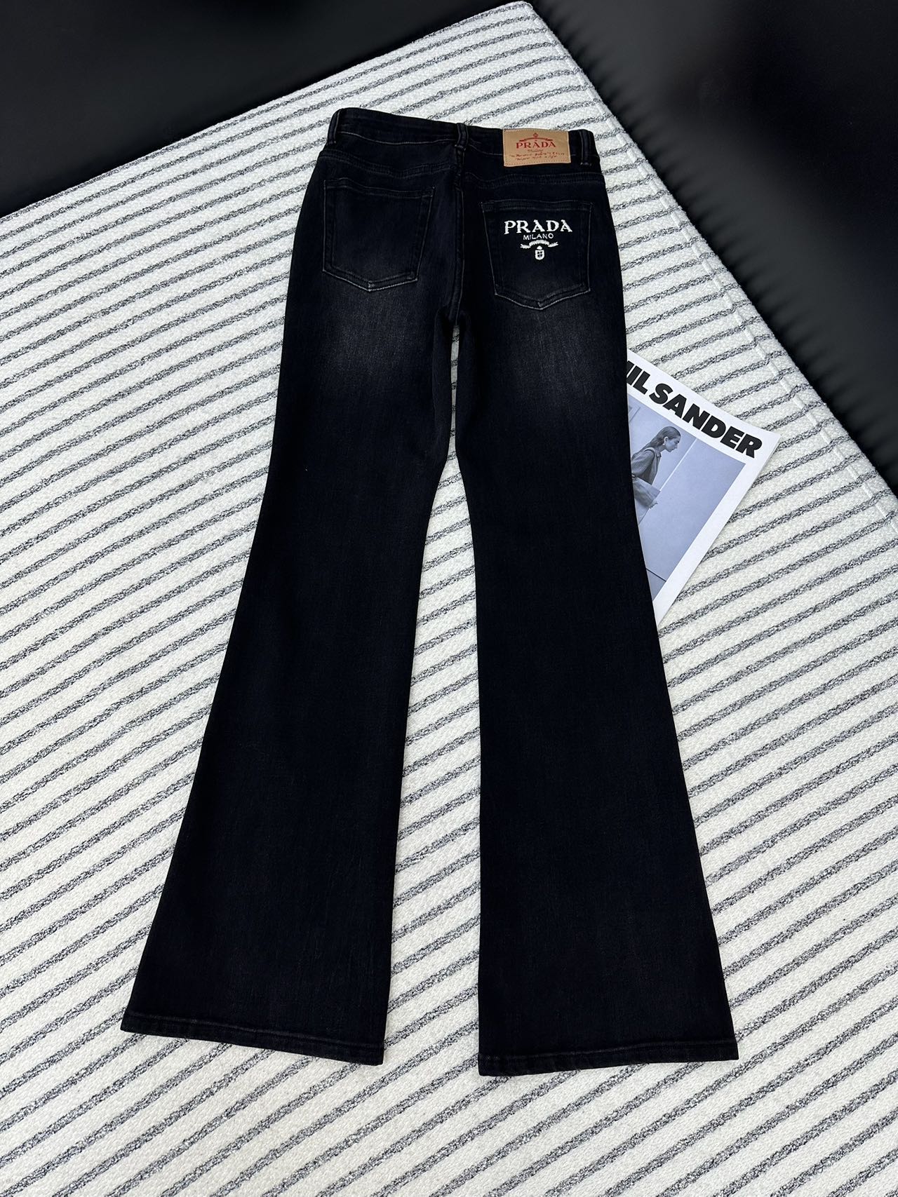 PRADA 25S FLARED JEANS 617