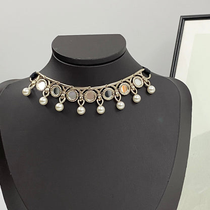 CD 26S PEARL DROP CHOKER NECKLACE IN GOLD TONE METAL 631050