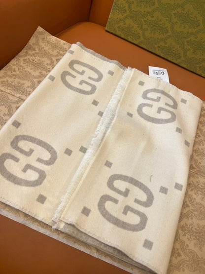 GUCCI 25S SCARF 190 IN WOOL SILK 636368