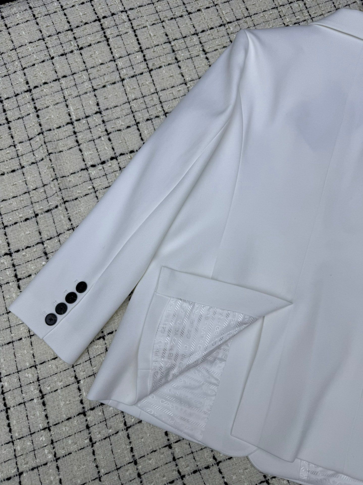 PRADA 25S BLAZER 616
