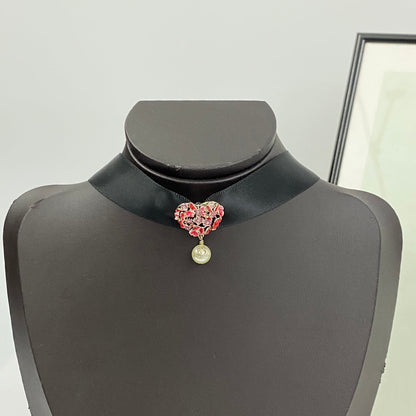CD 26S HEART CRYSTAL PEARL DROP RIBBON CHOKER NECKLACE IN GOLD METAL