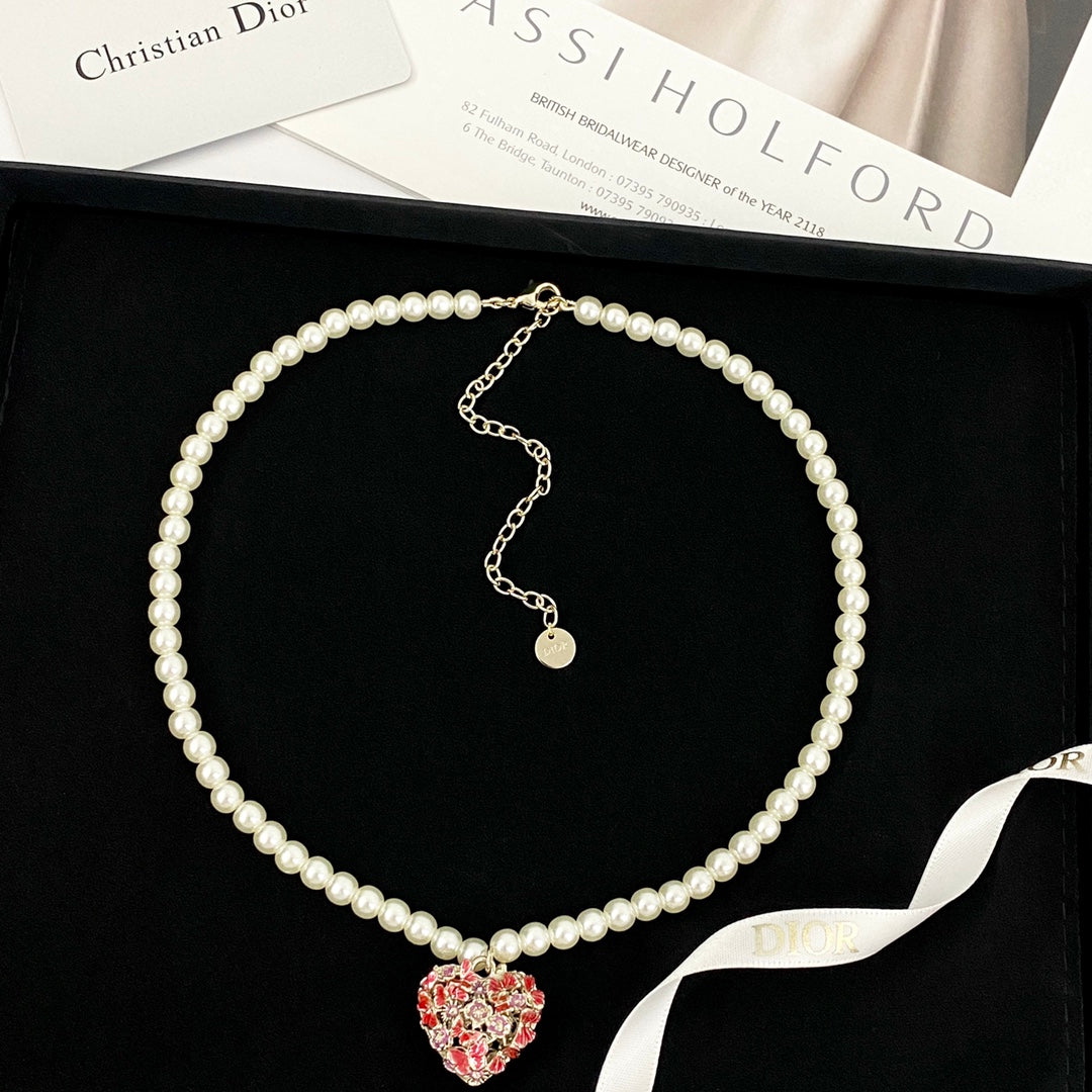 CD 26S PEARL STRAND HEART CRYSTAL PENDANT NECKLACE IN GOLD METAL