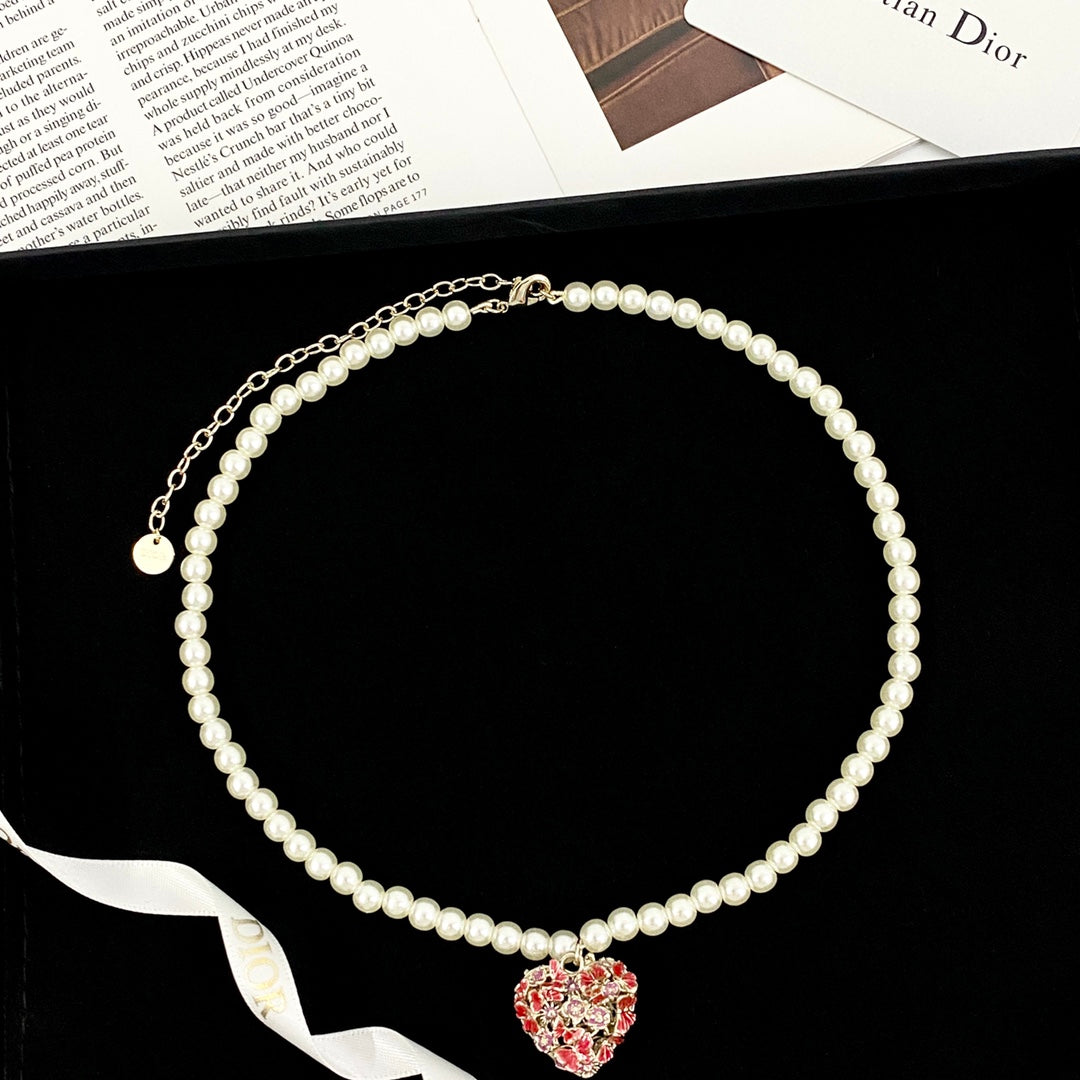 CD 26S PEARL STRAND HEART CRYSTAL PENDANT NECKLACE IN GOLD METAL