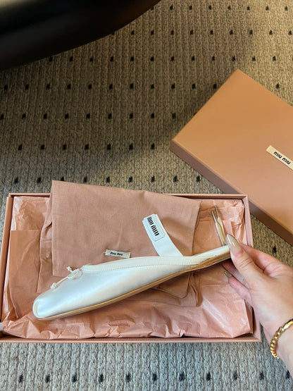 MIUMIU 26S BALLET MULES IN WHITE CREAM SATIN WITH BOW