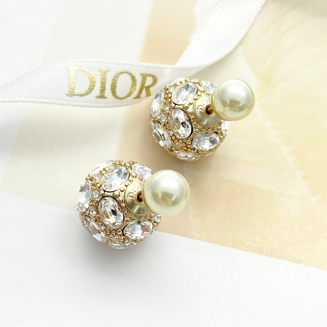 CD 26S DOUBLE PEARL CRYSTAL PAVE SPHERE STUD EARRINGS IN GOLD METAL 631773