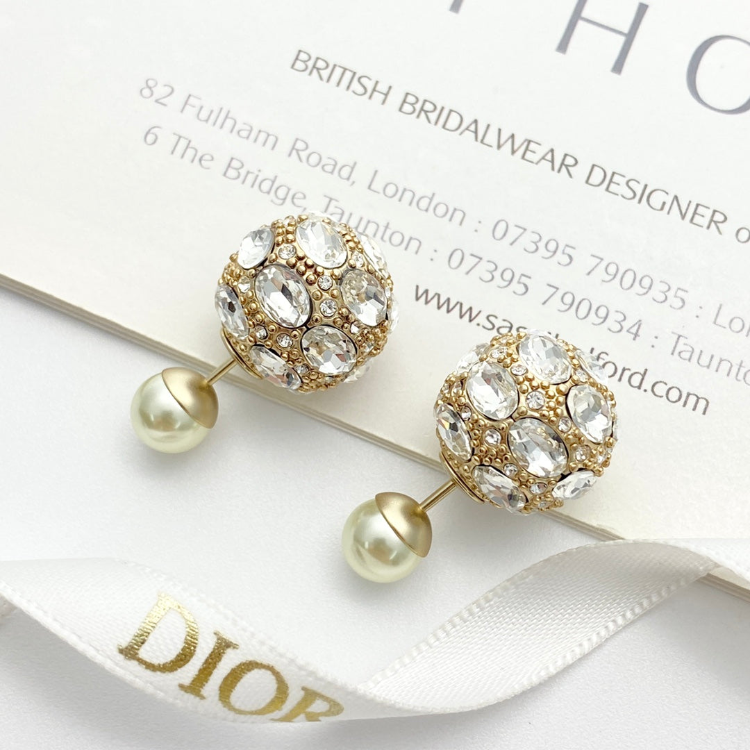 CD 26S DOUBLE PEARL CRYSTAL PAVE SPHERE STUD EARRINGS IN GOLD METAL 631773