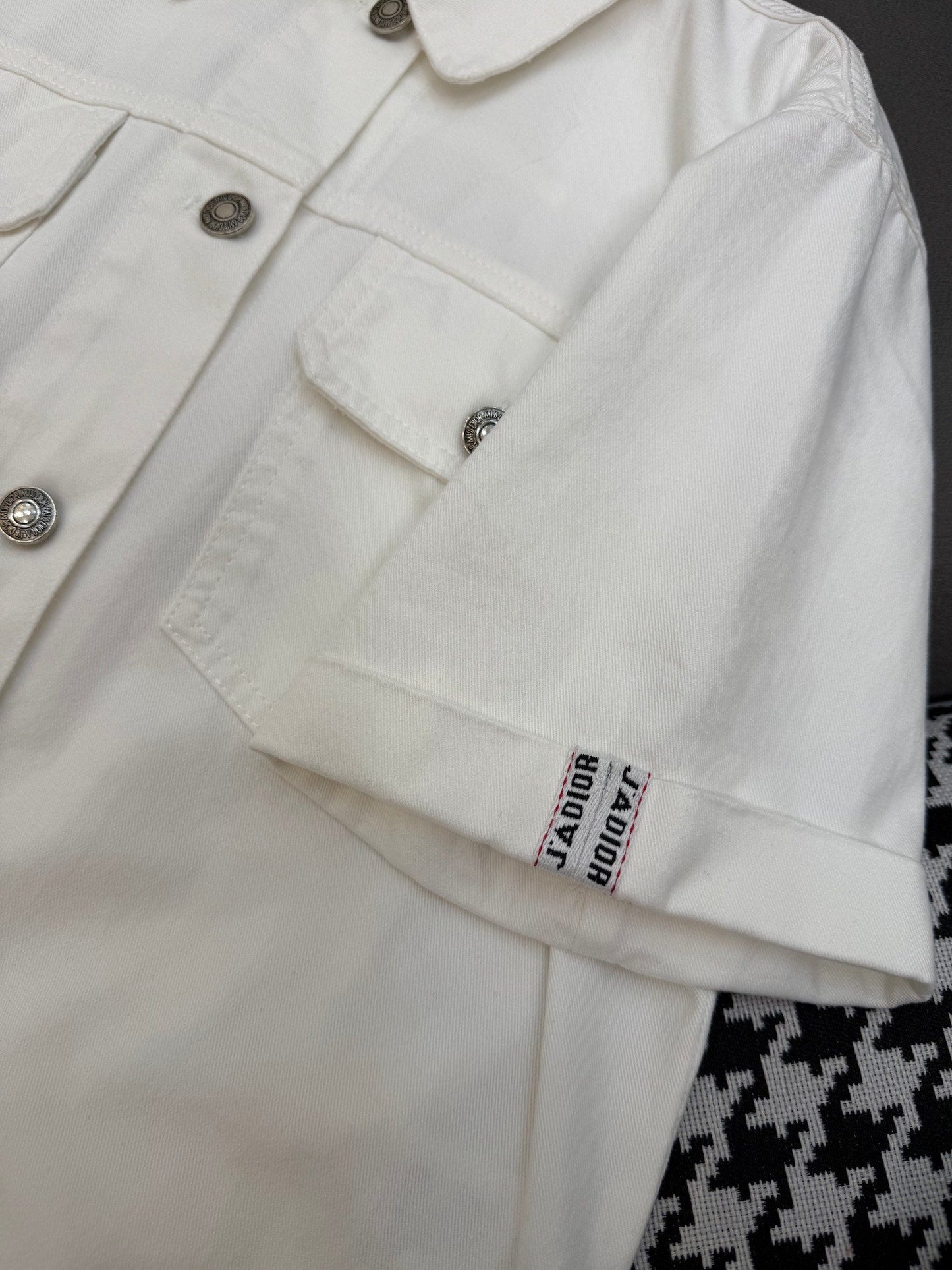 DIOR WHITE SHORT-SLEEVE DENIM JACKET