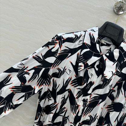 DVF WHITE AND BLACK PRINTED SILK SHIRT DRESS
