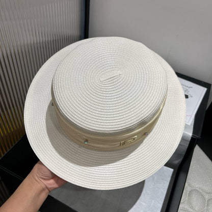 MM STRAW HAT IN WHITE WITH RHINESTONE EMBELLISHED