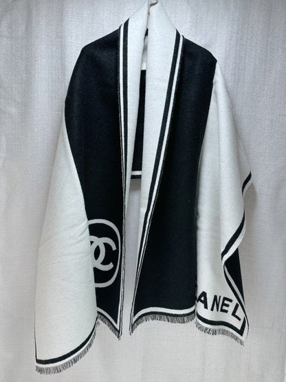 CHANEL 25S SCARF 195 IN CASHMERE WOOL 709604