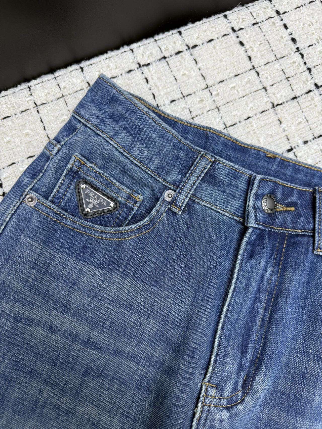 PRADA 25S STRAIGHT LEG JEANS 239