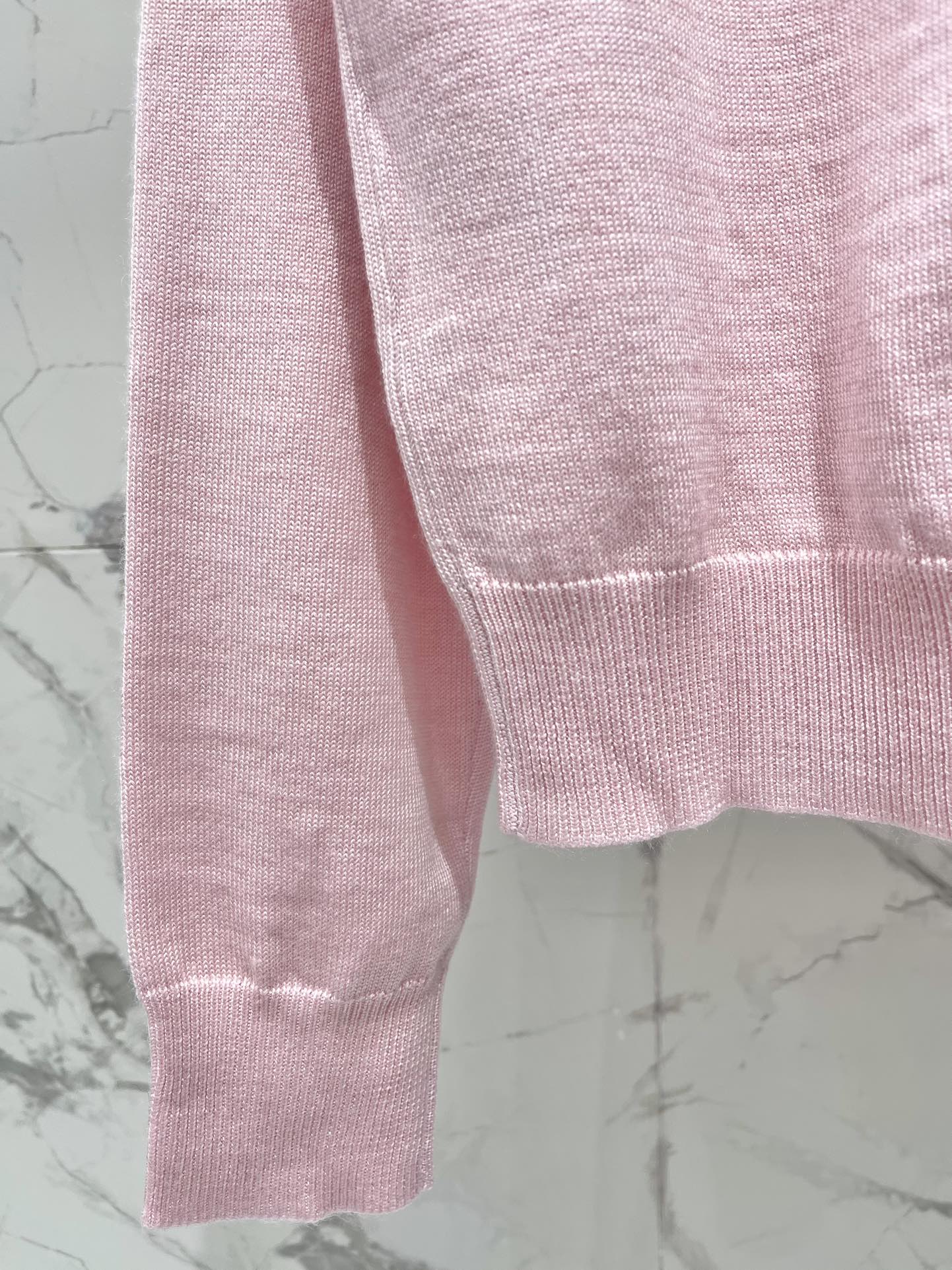 MIUMIU CARDIGAN STYLE 81