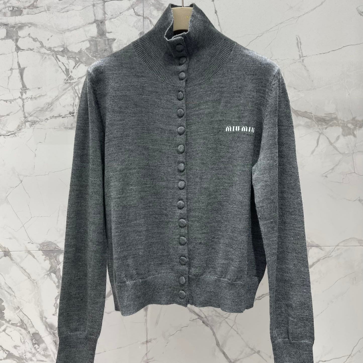 MIUMIU CARDIGAN STYLE 82