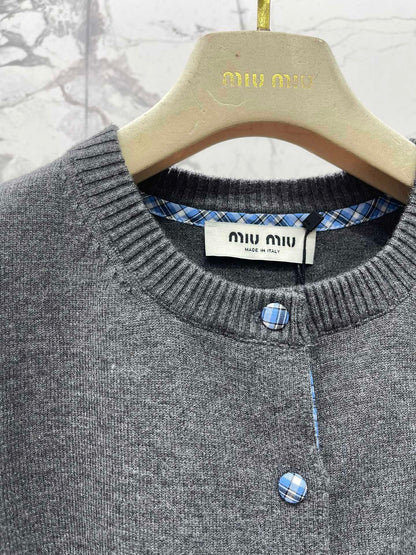 MIUMIU CARDIGAN STYLE 261