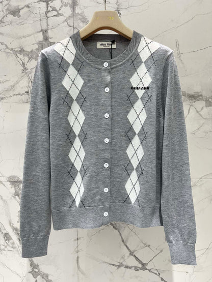 MIUMIU CARDIGAN STYLE 226