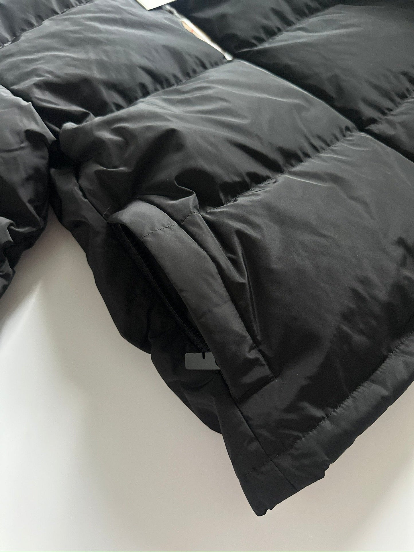 BURBERRY 25S DOWN JACKET 0022