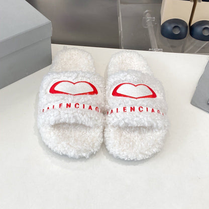 BALENCIAGA 25S FLAT SLIPPERS IN WHITE WOOL