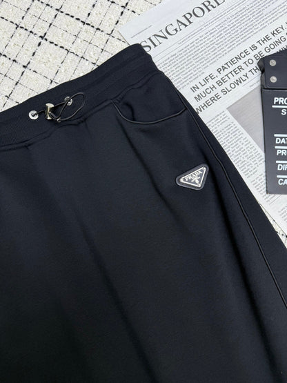 PRADA 26S MIDI SKIRT 607