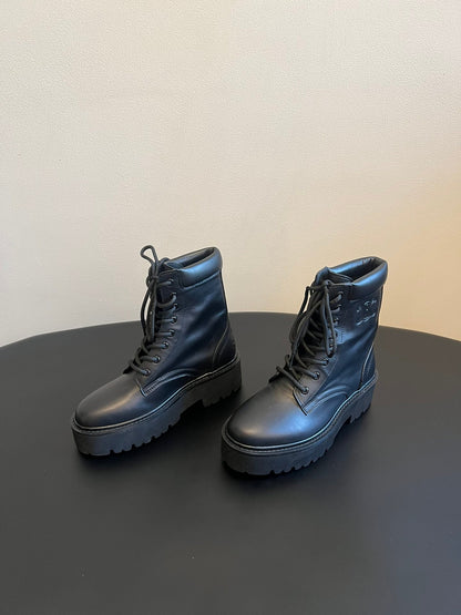 CELINE 26S MARGARET COMBAT BOOT 45 MM IN BLACK CALFSKIN