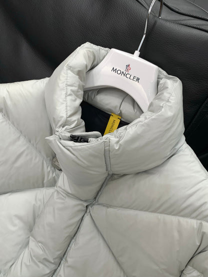 MONCLER 25S DOWN JACKET 433