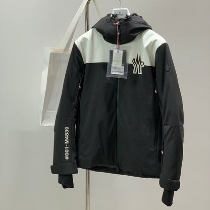 MONCLER 25S JACKET 375