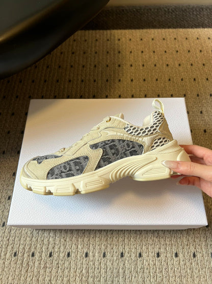 DIOR 26S VIBE SNEAKER 55MM IN DARK GRAY DIOR OBLIQUE LUSENTI EMBROIDERED COTTON AND BEIGE SUEDE