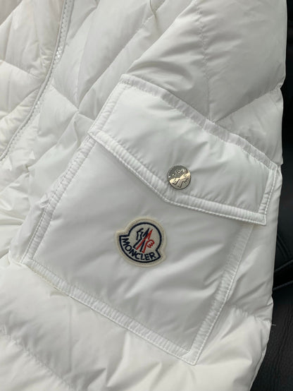 MONCLER 25S DOWN JACKET 394
