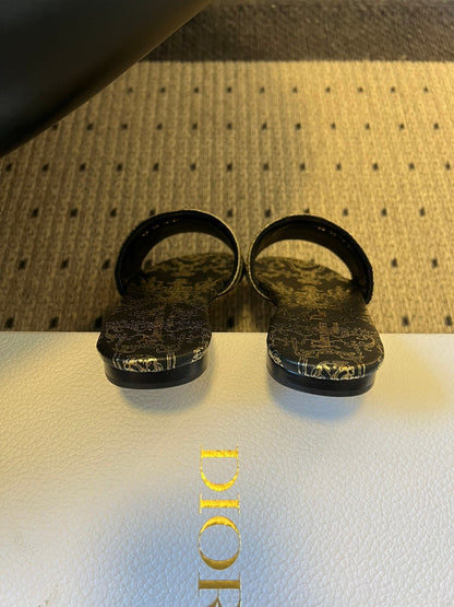 DIOR 26S DWAY SLIDE COTTON EMBROIDERED IN BLACK AND GOLD FLORAL MOTIF